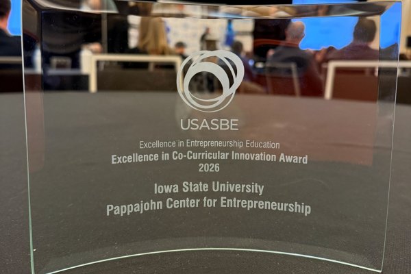 Iowa State Pappajohn Center Wins National USASBE Award for Innovative College-by-College Pitch Competition